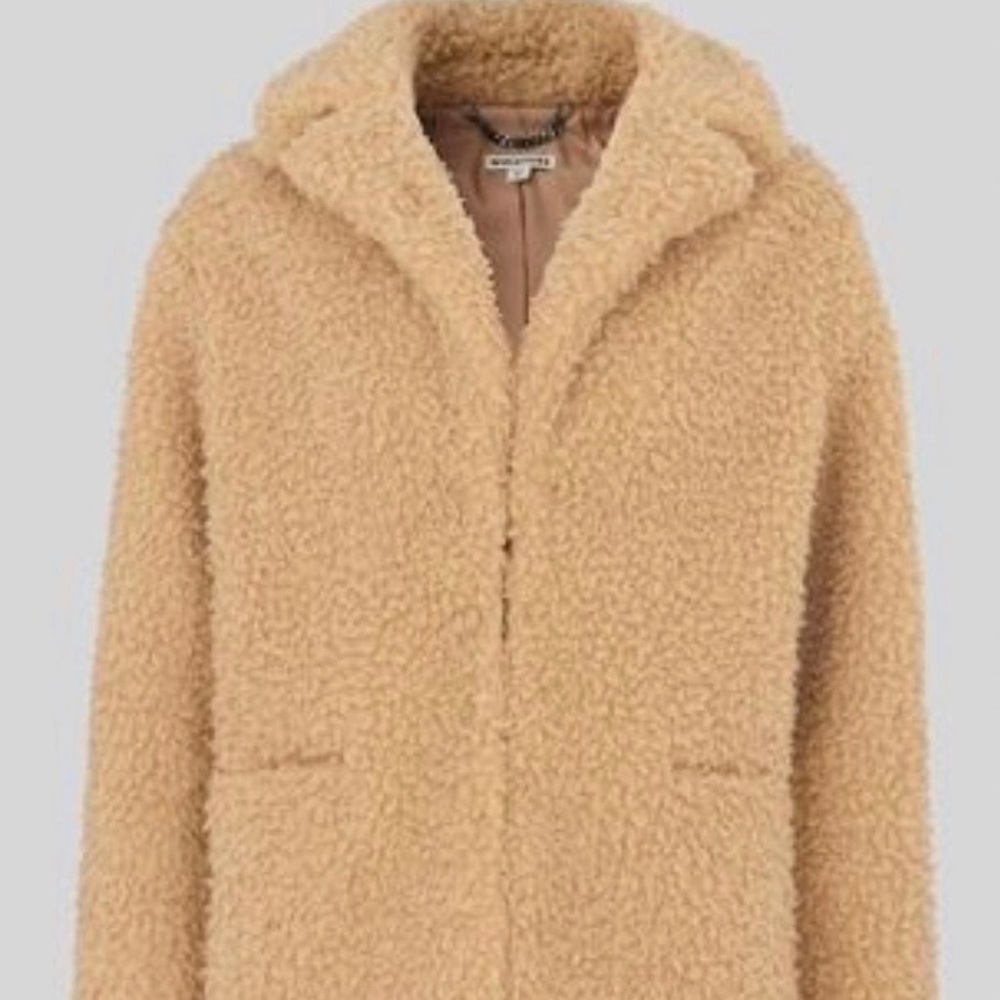 NWT-🔥Whistles Ultimate Teddy Coat ( Runway)🔥